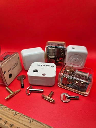 Sanyo music box - -, wind
